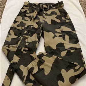 Army pants with belt